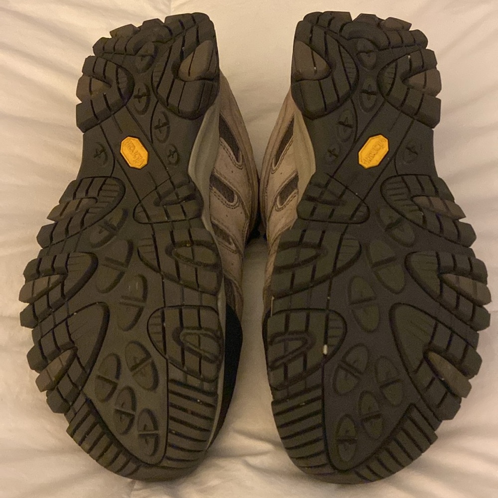 Merrell Men's Athletic Shoes - Tan and Dark Green - Picture 5 of 7